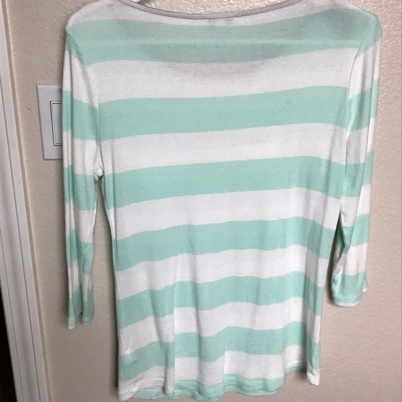 Cute Express top - Picture 3 of 3